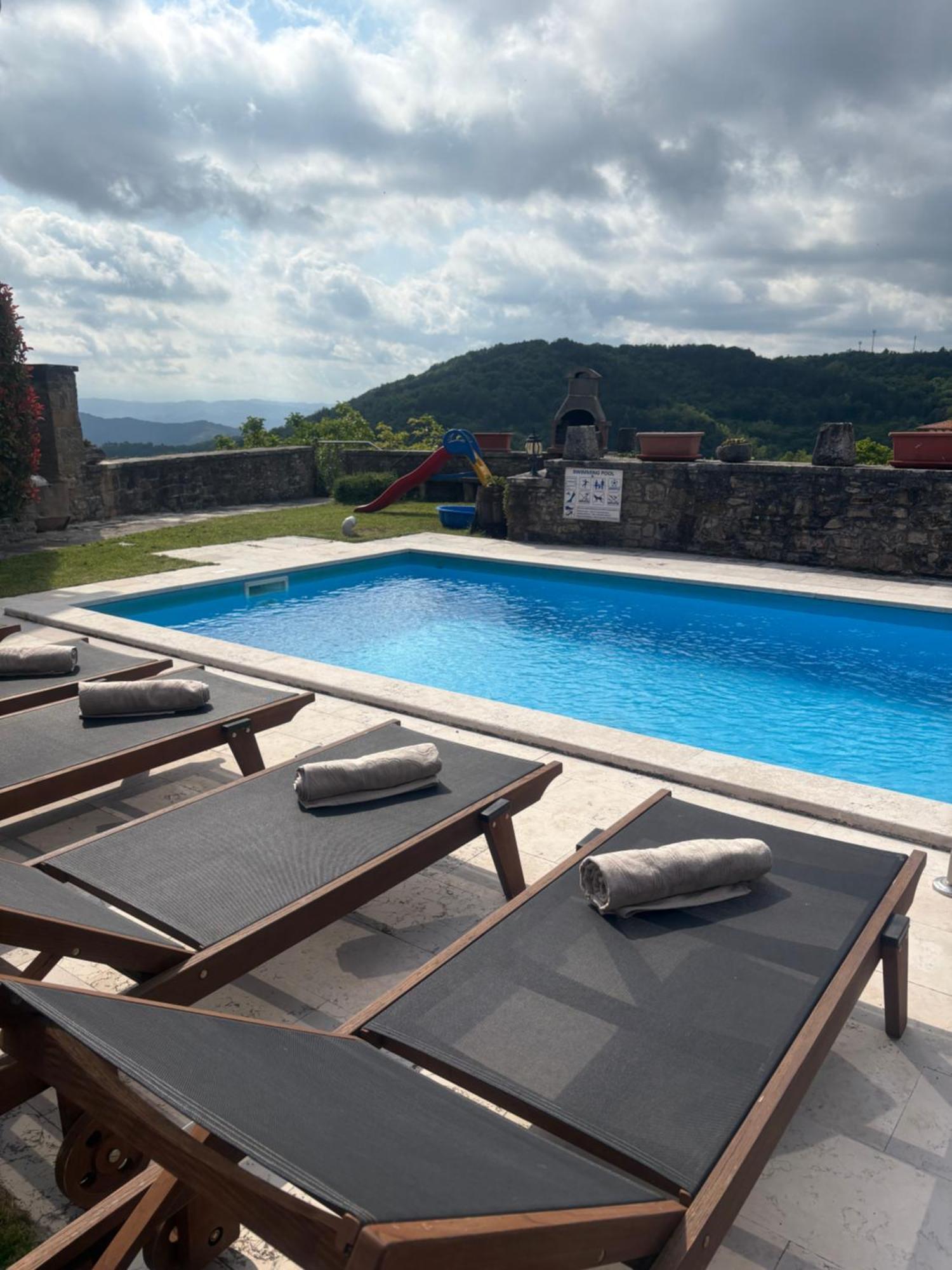 Villa Letizia Oprtalj Extérieur photo