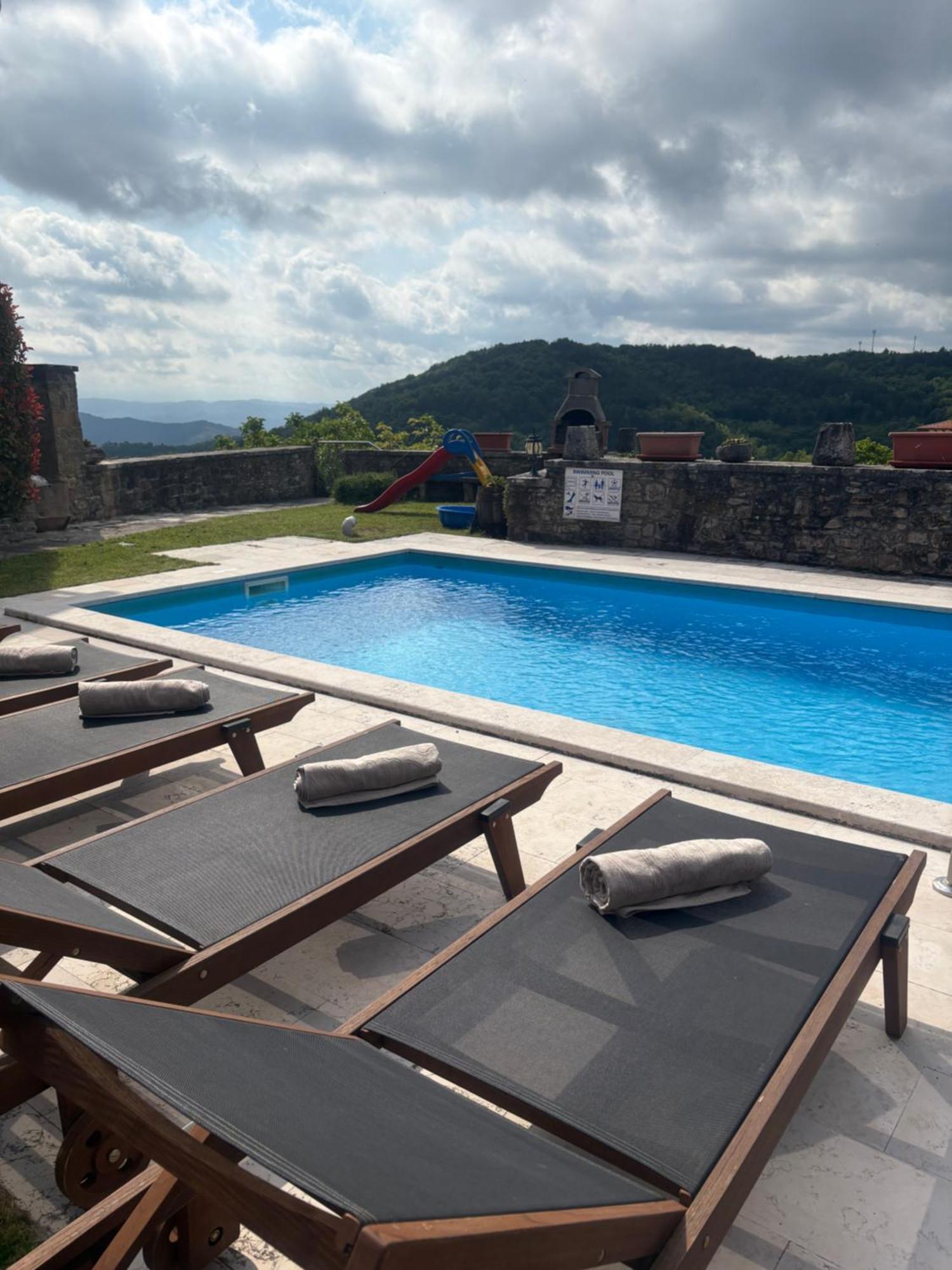 Villa Letizia Oprtalj Extérieur photo