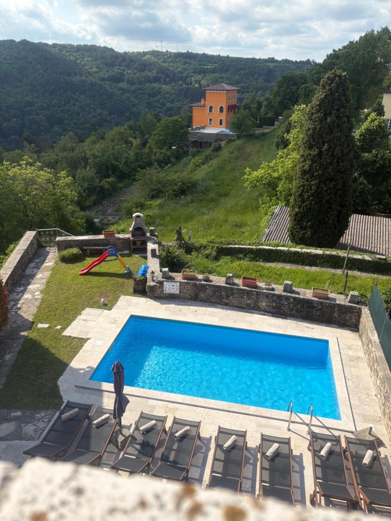 Villa Letizia Oprtalj Extérieur photo