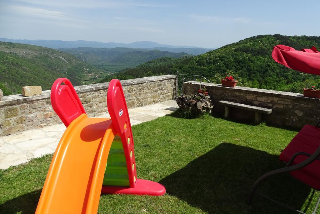 Villa Letizia Oprtalj Chambre photo