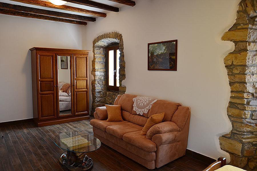 Villa Letizia Oprtalj Chambre photo