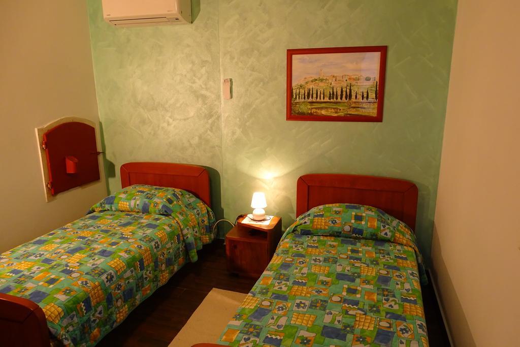 Villa Letizia Oprtalj Chambre photo